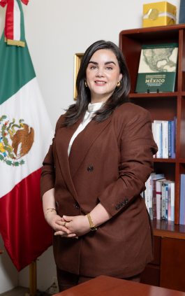 Cristina Planter Riebeling